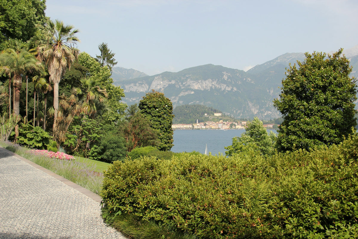 The gardens of Villa Carlotta by the lake