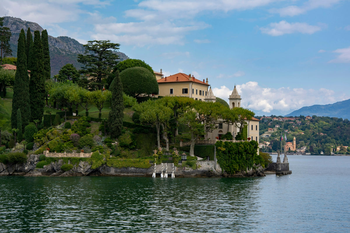 Villa del Balbianello on its hill by the lake