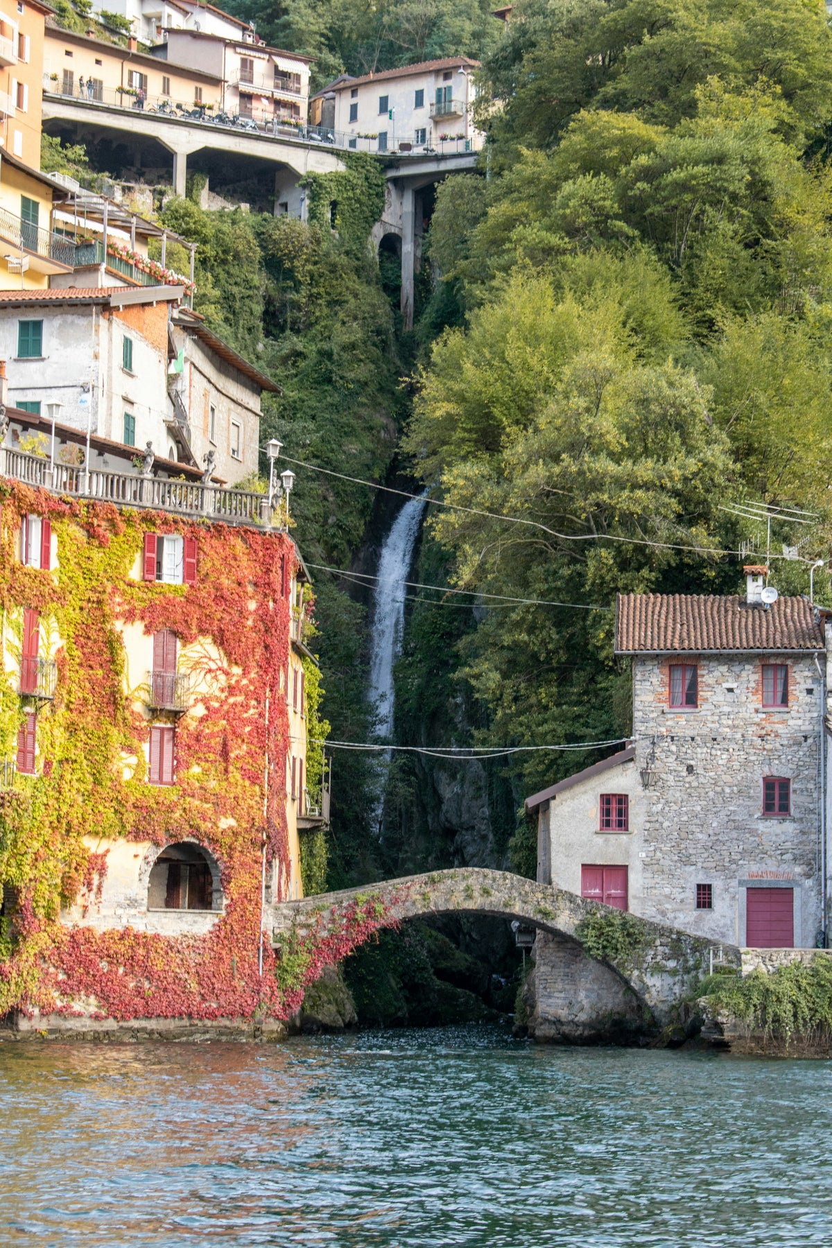 The small bridge over the water at Nesso