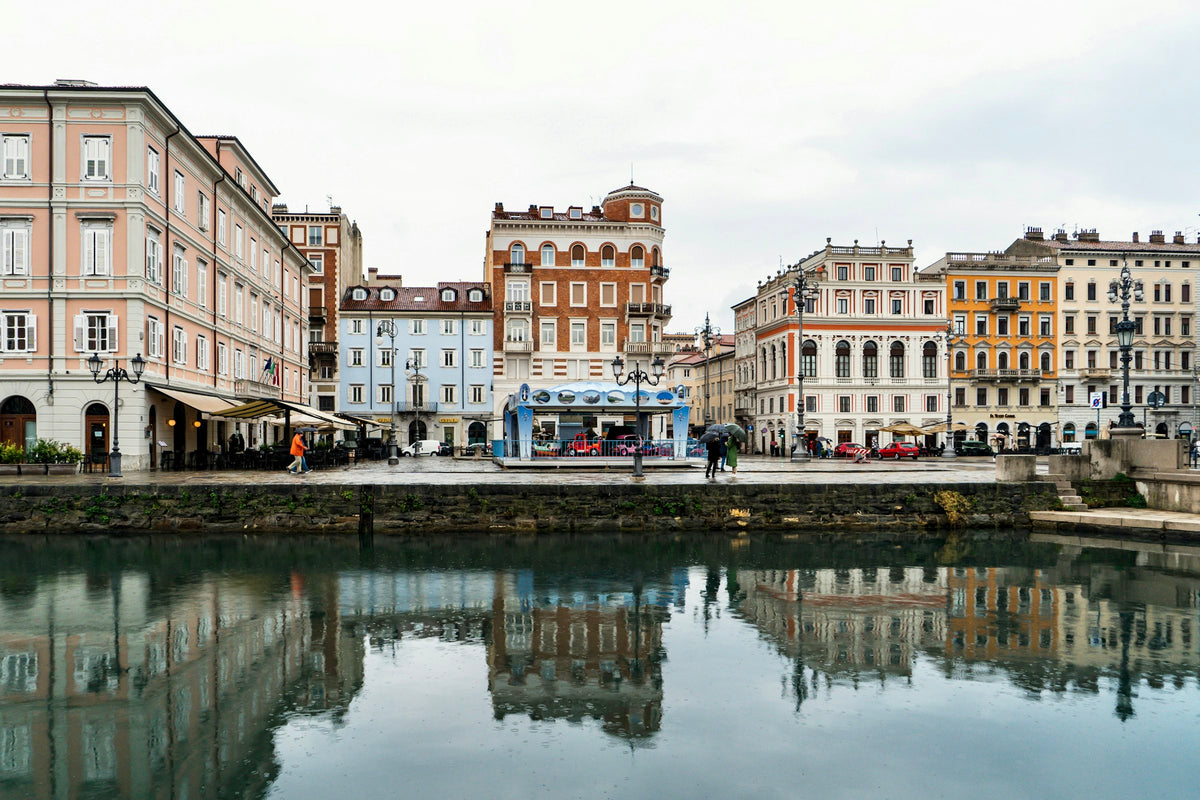 Reflections at Piazza Ponterosso