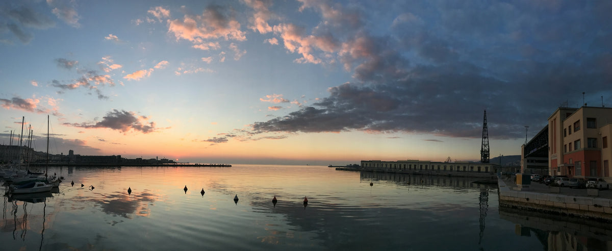 Dawn over the old port