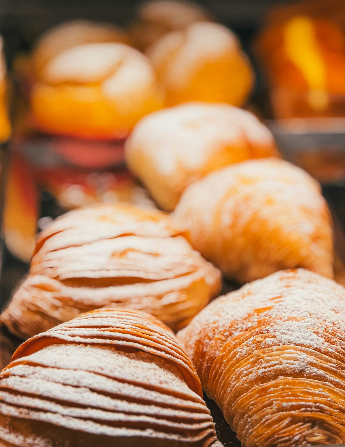 Sfogliatelle dusted with icing sugar