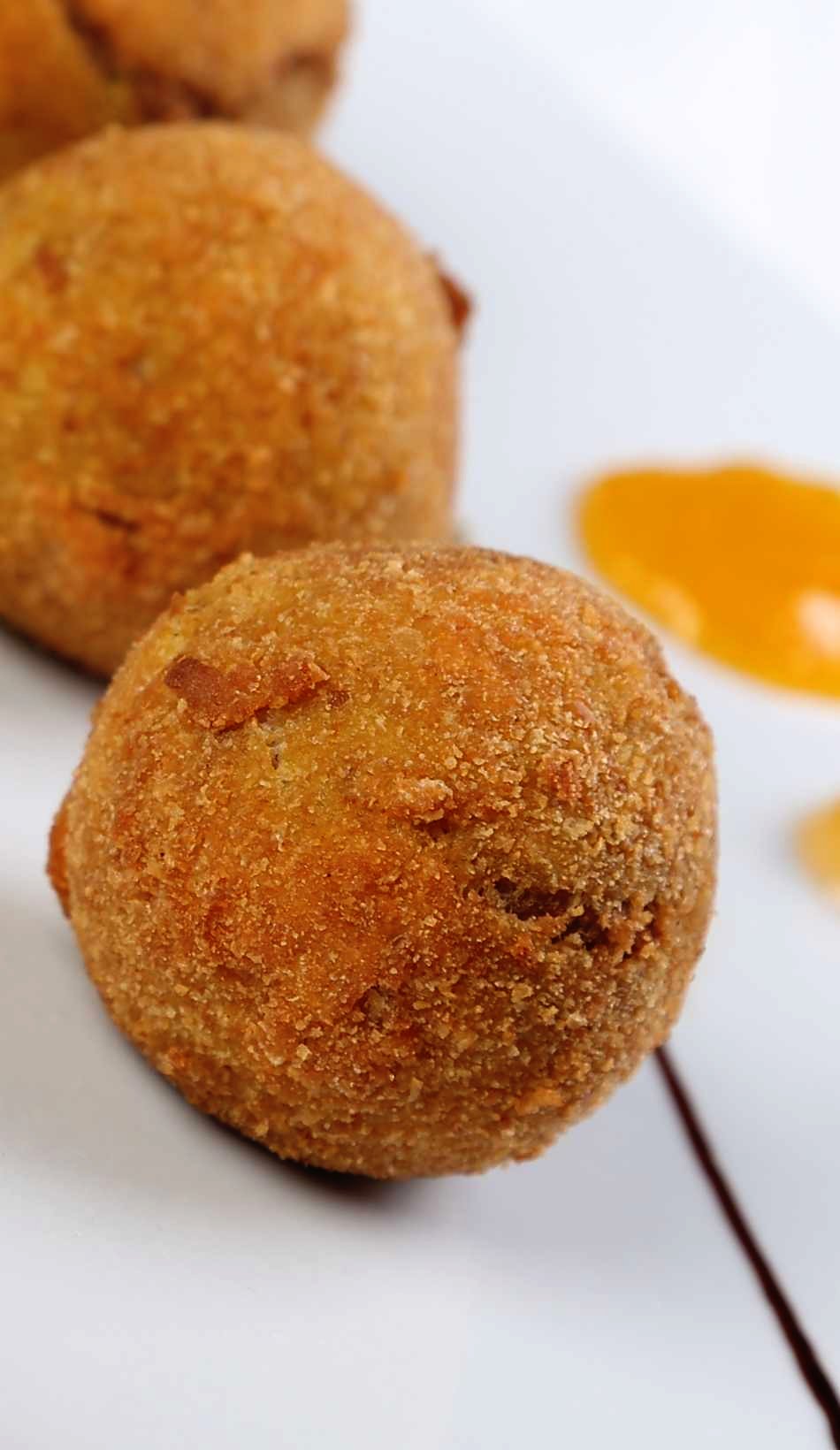 Golden fried bites at Colline Emiliane
